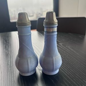 Vtg Anchor Hocking Fire King Blue Salt & Pepper Shakers